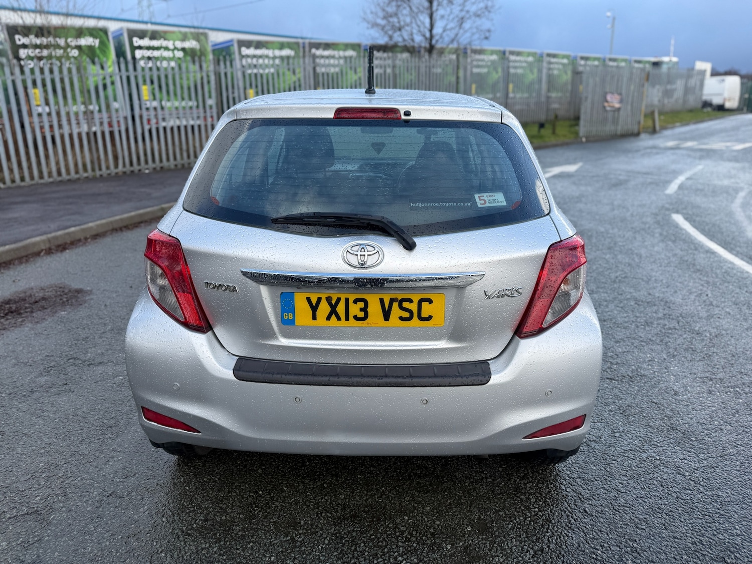 Used Toyota Yaris 2013 for sale - 77568525: Photo 4