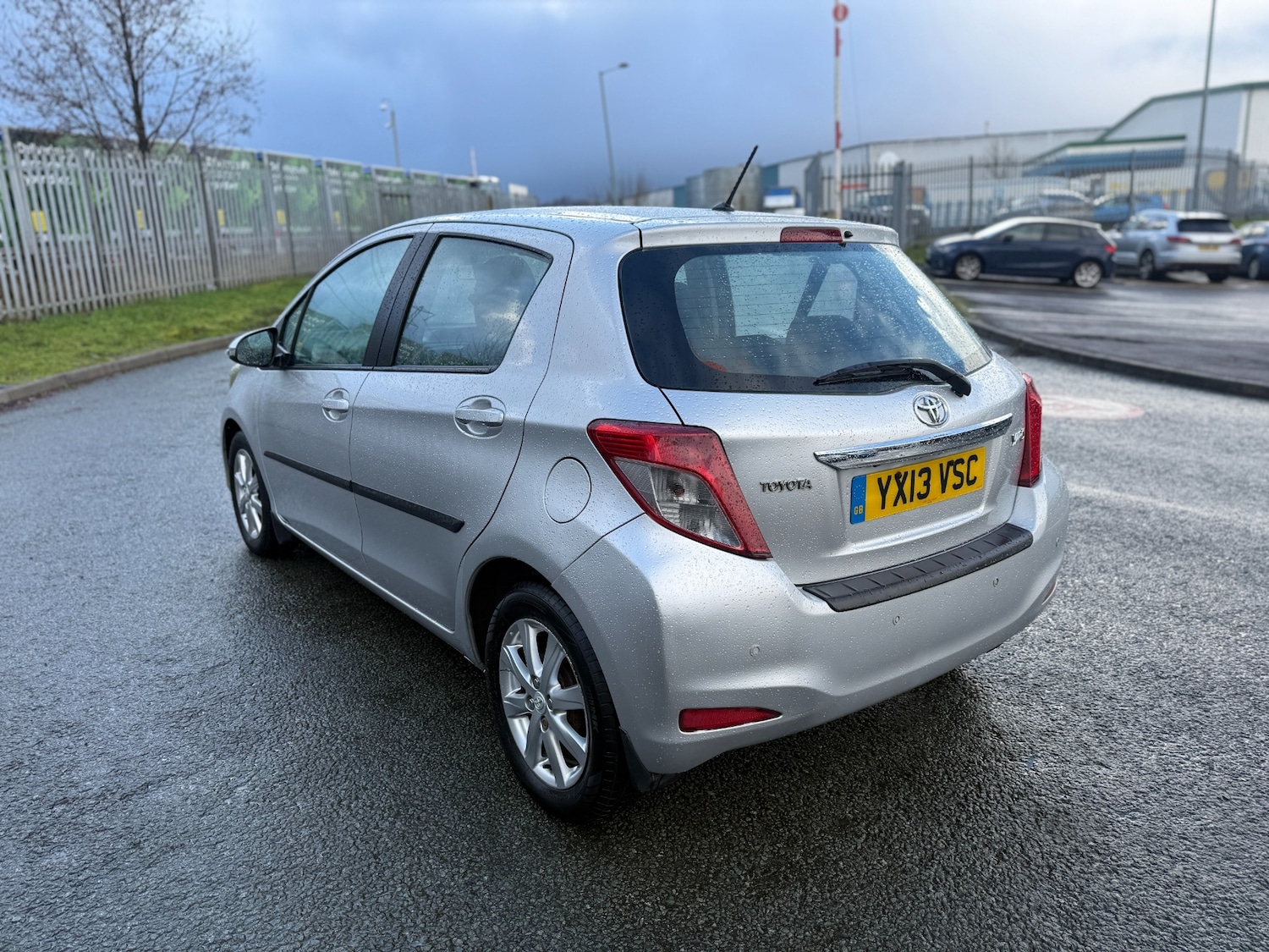 Used Toyota Yaris 2013 for sale - 77568525: Photo 5