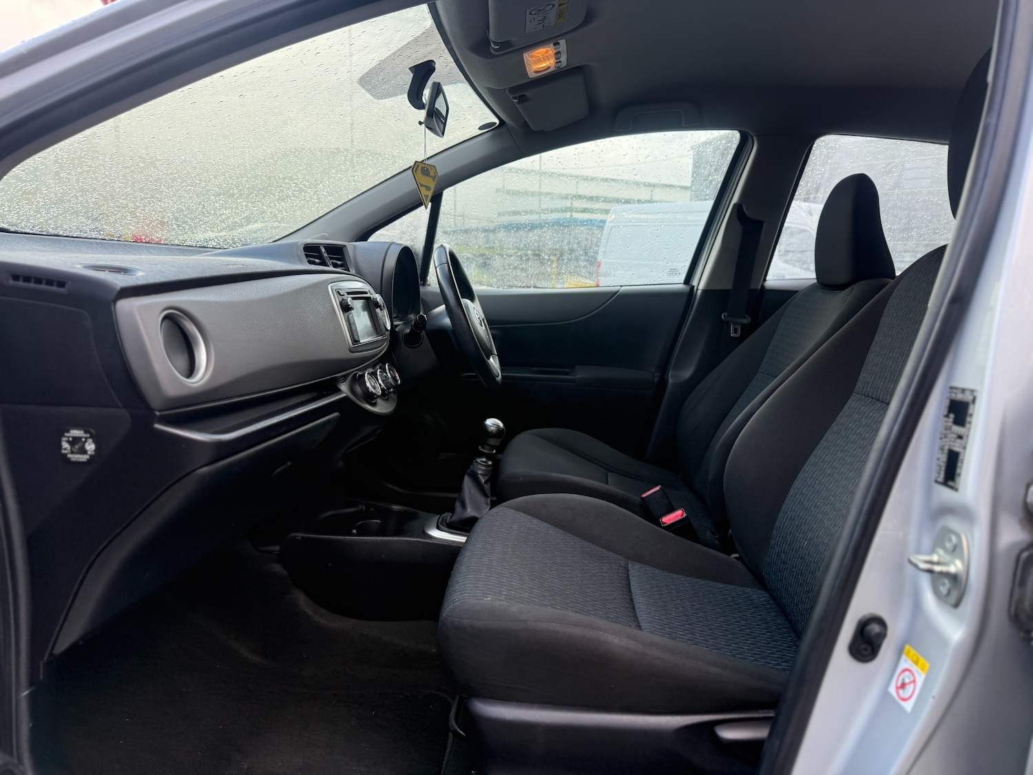 Used Toyota Yaris 2013 for sale - 77568525: Photo 9