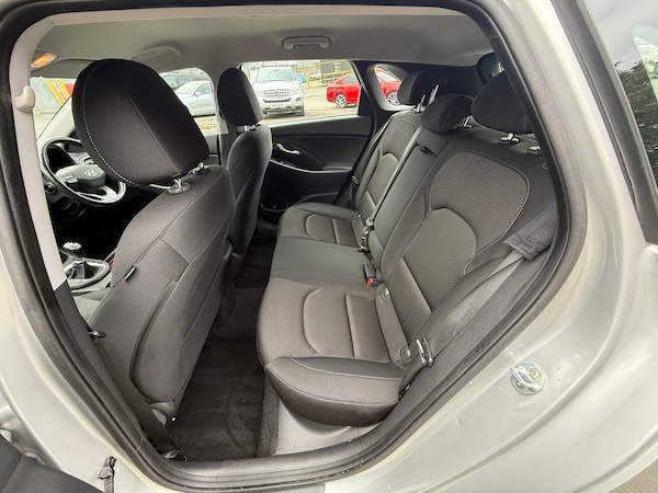 Used Hyundai i30 2017 for sale - 75726623: Photo 10