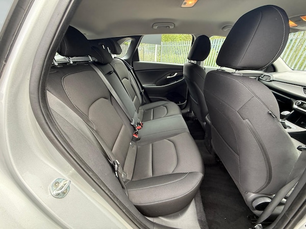 Used Hyundai i30 2017 for sale - 75726623: Photo 11