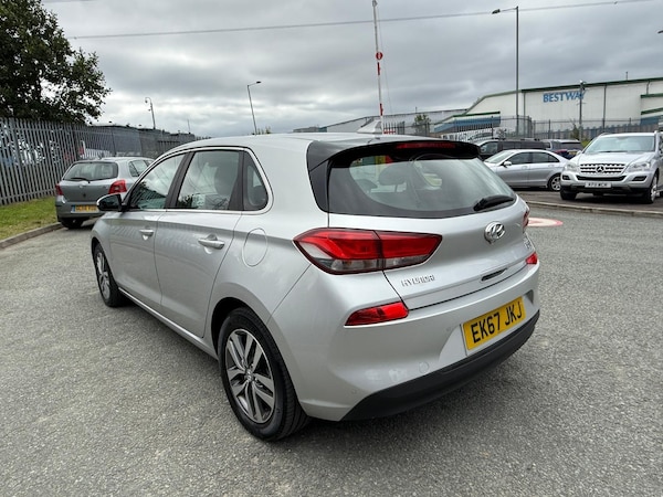 Used Hyundai i30 2017 for sale - 75726623: Photo 5