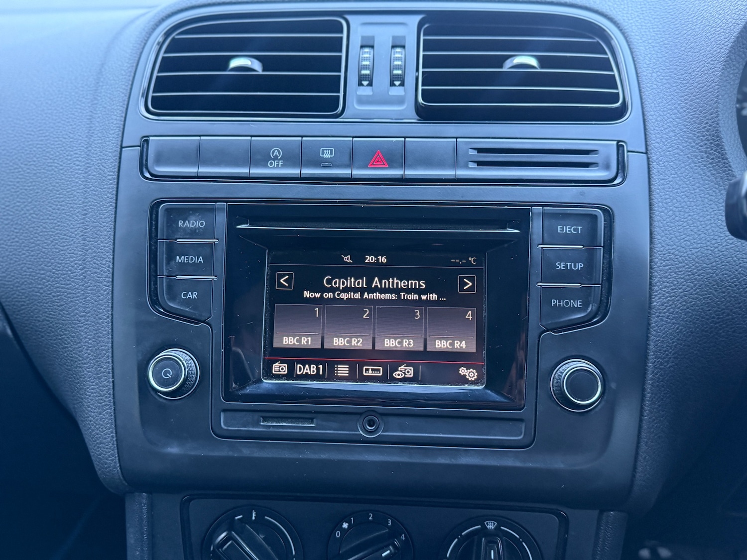 Used Volkswagen Polo 2015 for sale - 77568527: Photo 25