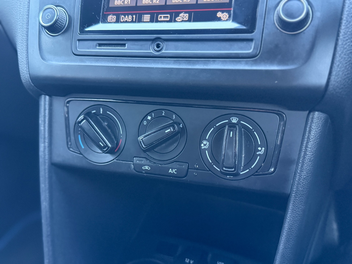 Used Volkswagen Polo 2015 for sale - 77568527: Photo 26