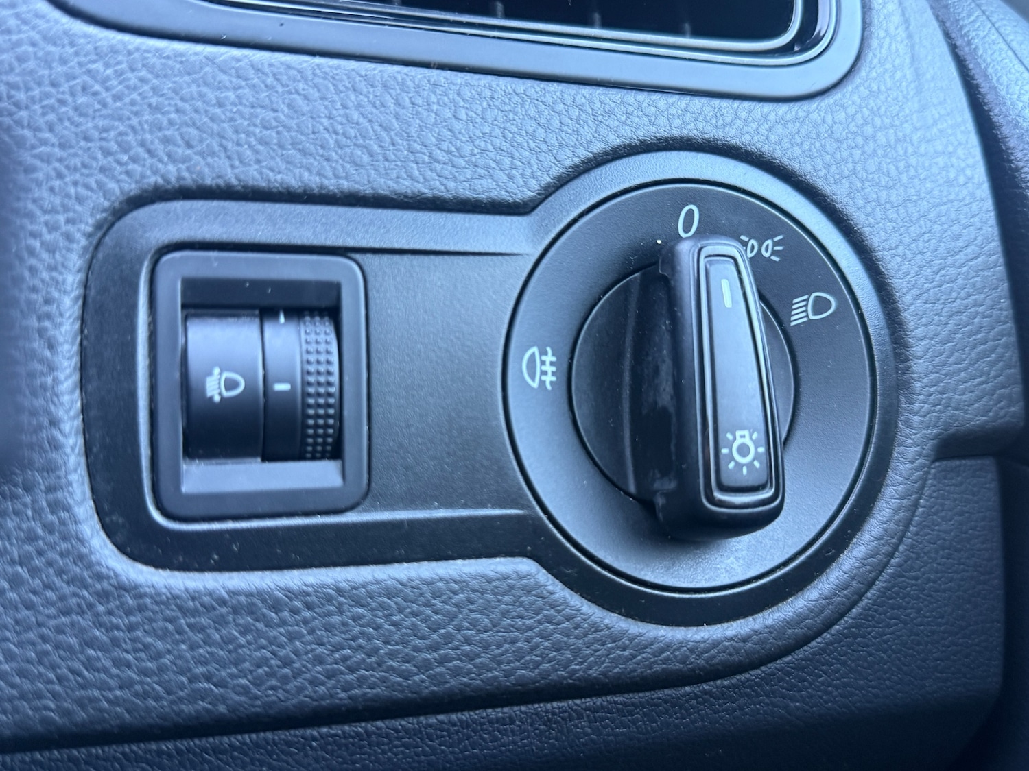 Used Volkswagen Polo 2015 for sale - 77568527: Photo 27