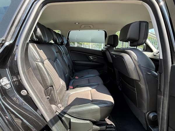 Used Renault Grand Scenic 2017 for sale - 75726576: Photo 15