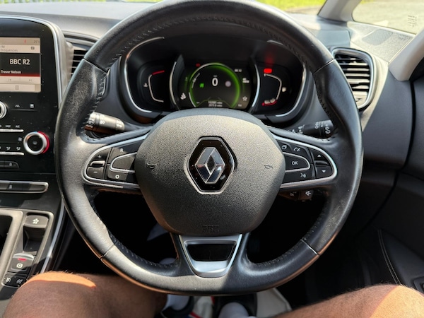 Used Renault Grand Scenic 2017 for sale - 75726576: Photo 18