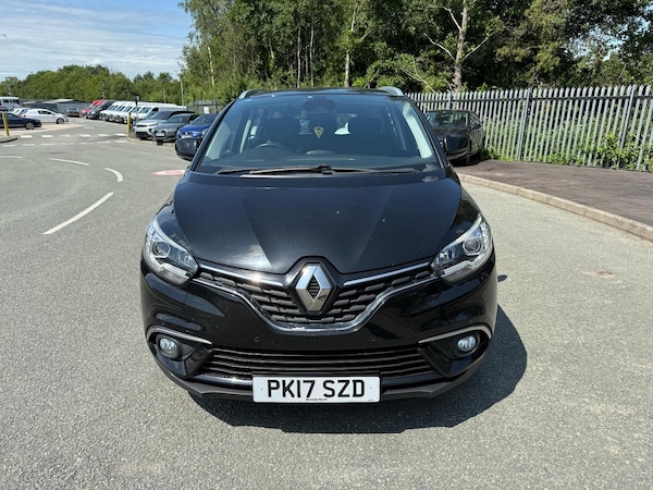 Used Renault Grand Scenic 2017 for sale - 75726576: Photo 8