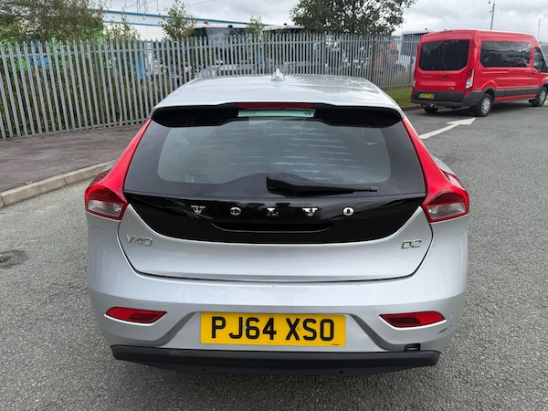 Used Volvo V40 2014 for sale - 76194773: Photo 3