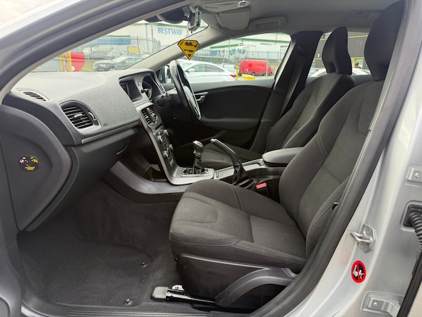 Used Volvo V40 2014 for sale - 76194773: Photo 8