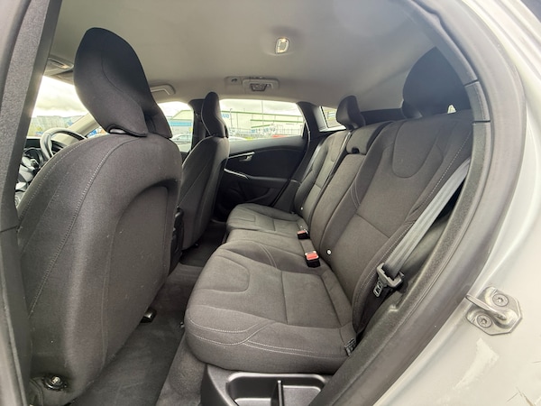 Used Volvo V40 2014 for sale - 76194773: Photo 9