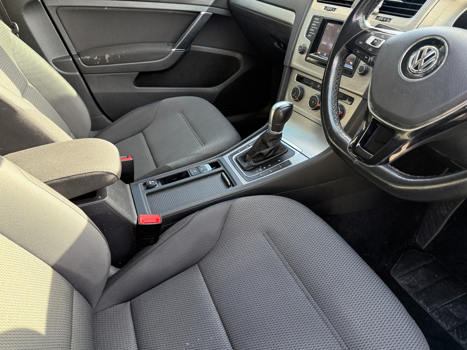 Used Volkswagen Golf 2014 for sale - 77916010: Photo 13