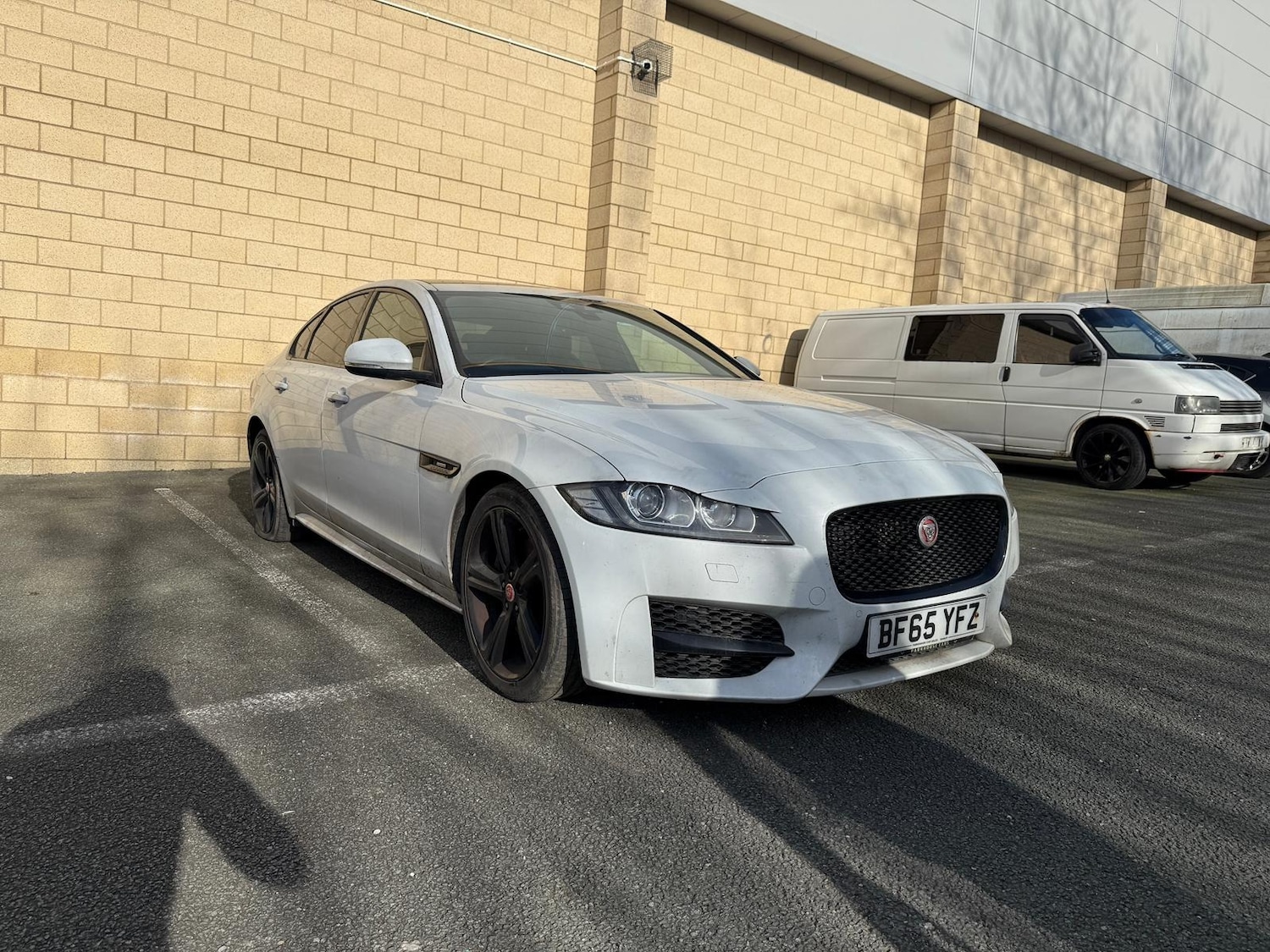 Used Jaguar XF 2015 for sale - 78145019: Photo 2