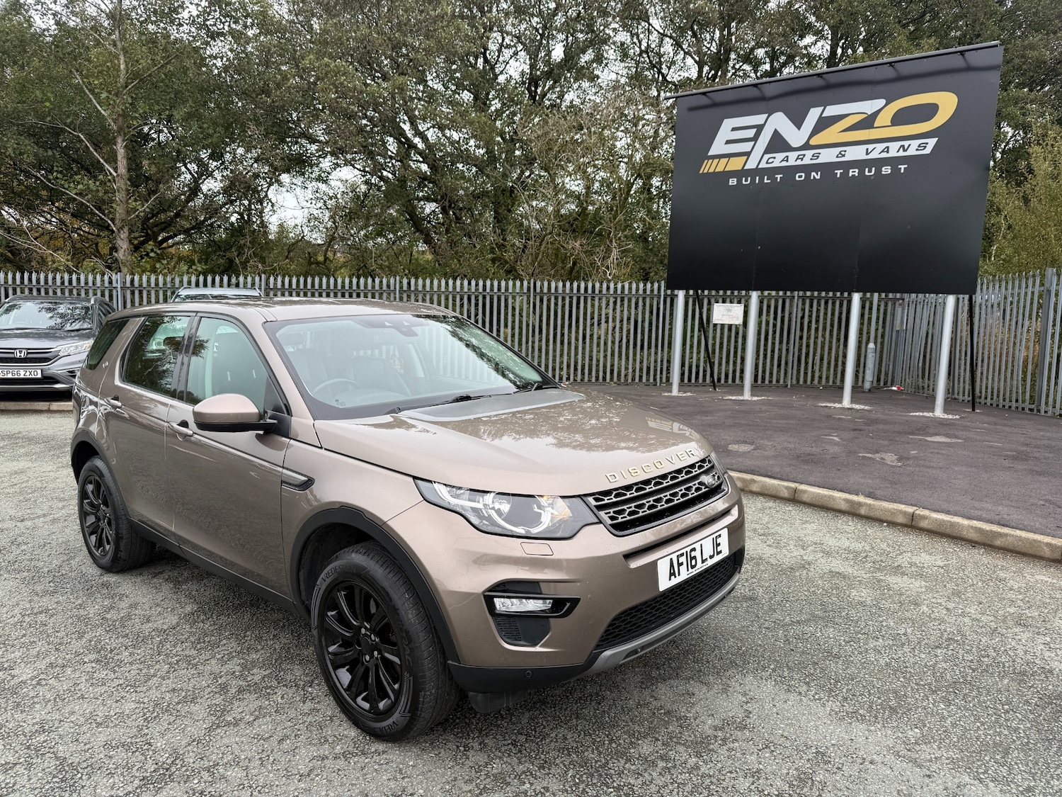 Used Land Rover Discovery Sport 2016 for sale - 76424803: Photo 1
