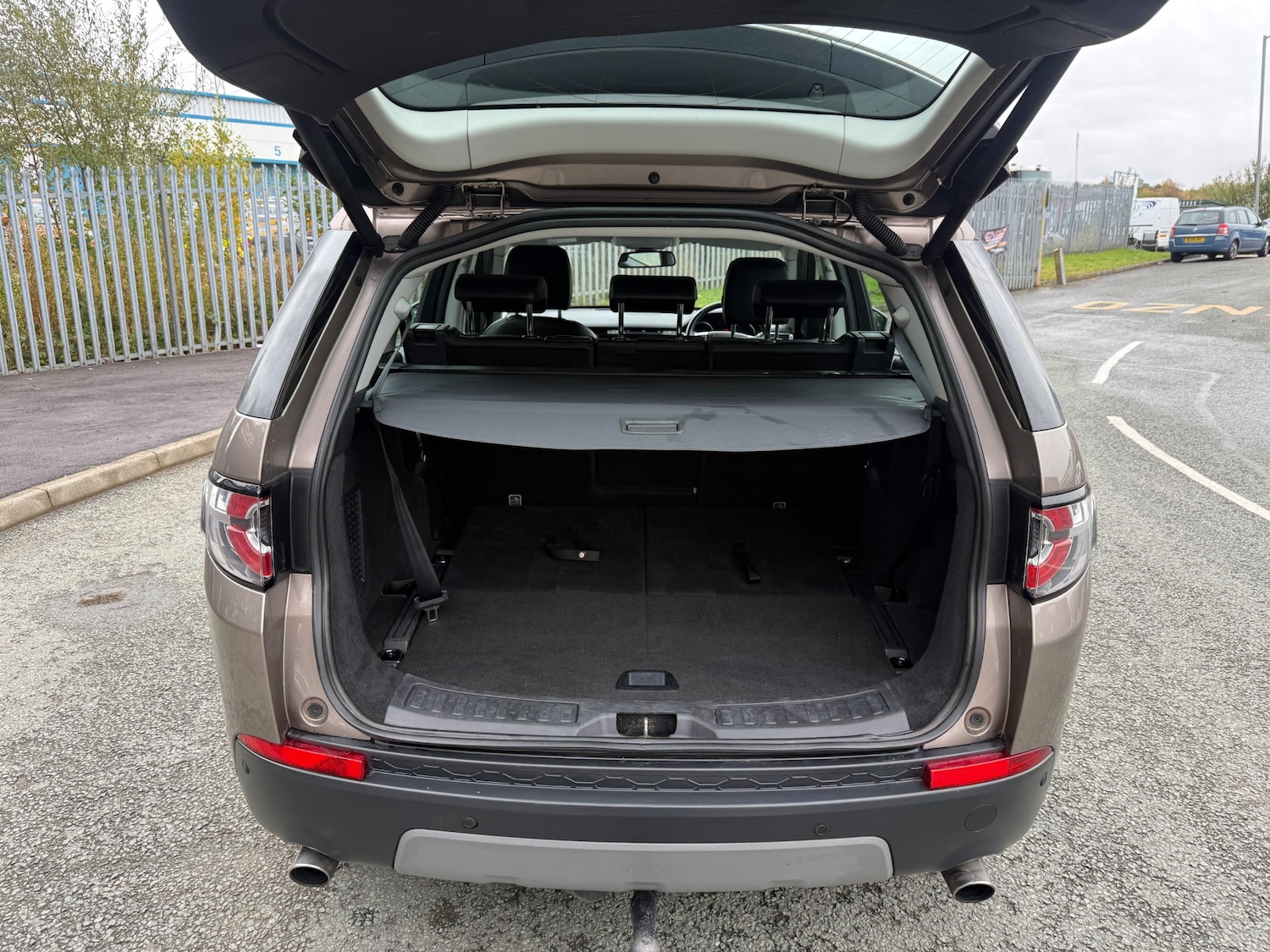 Used Land Rover Discovery Sport 2016 for sale - 76424803: Photo 16