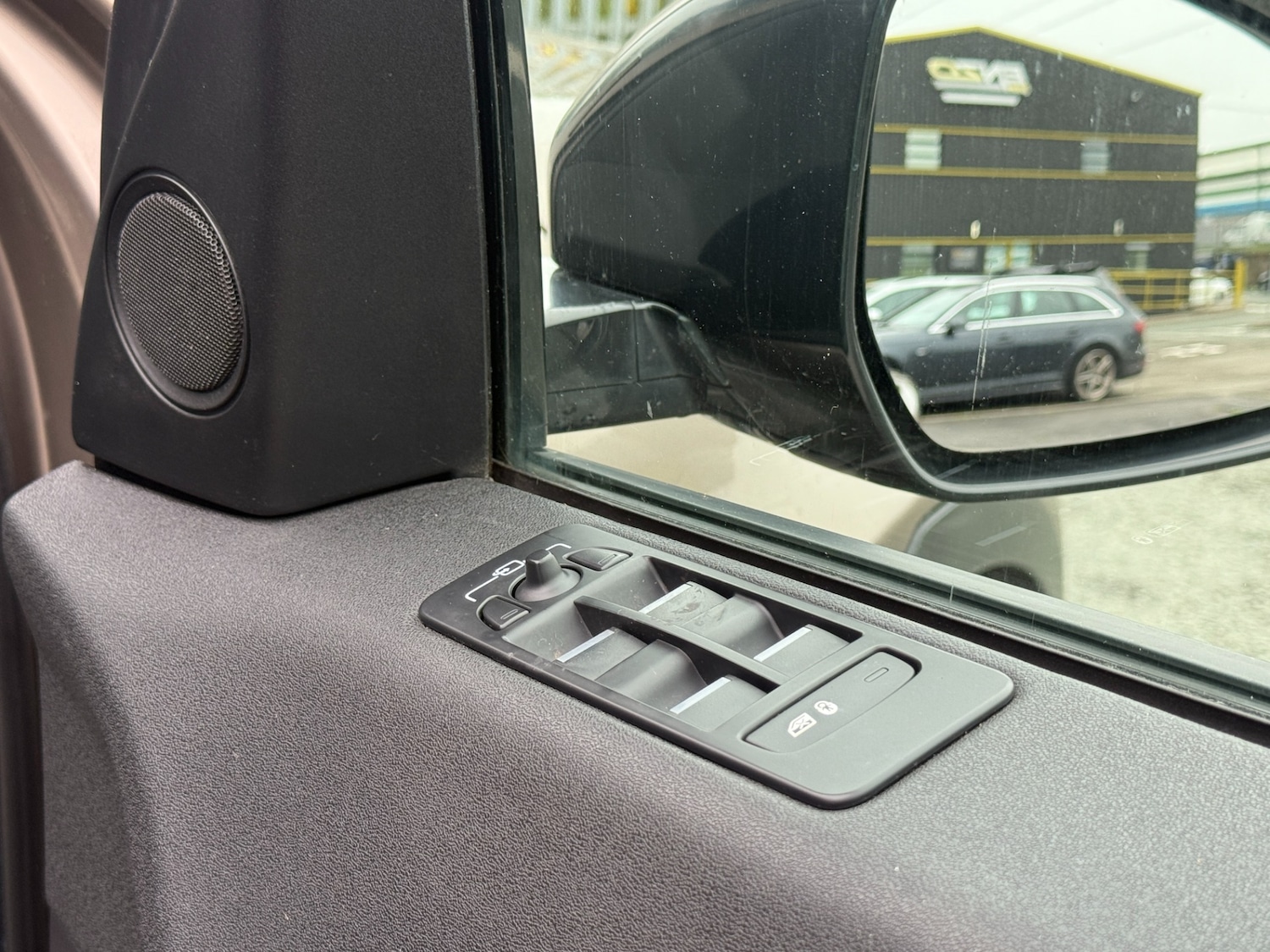 Used Land Rover Discovery Sport 2016 for sale - 76424803: Photo 23