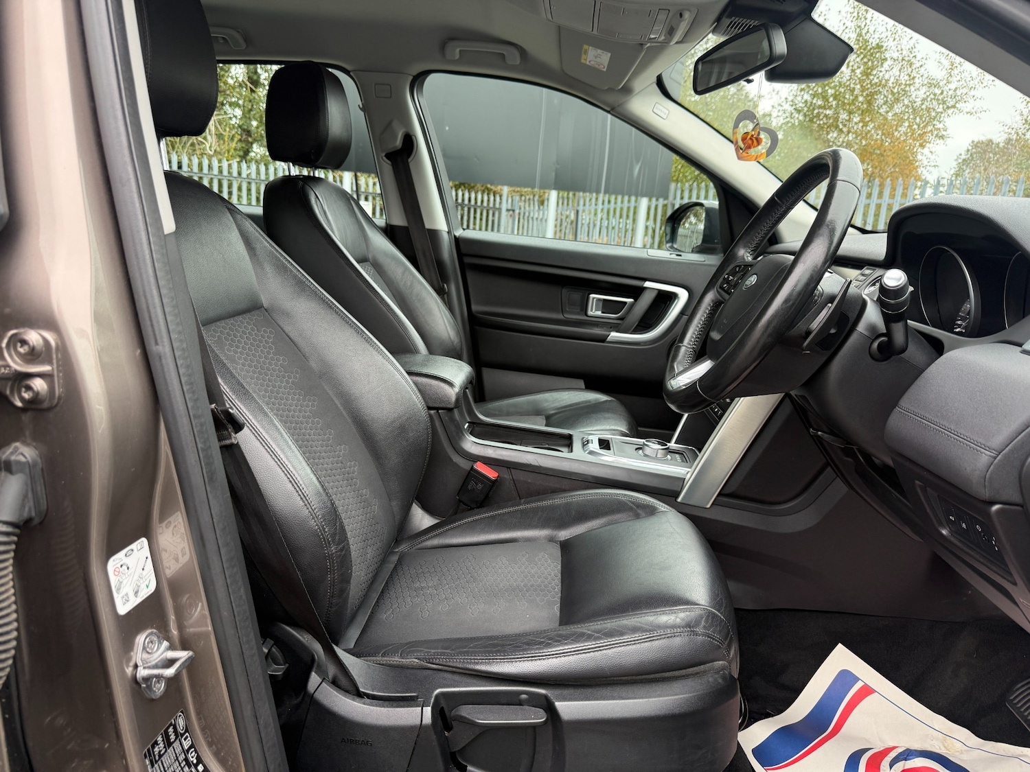 Used Land Rover Discovery Sport 2016 for sale - 76424803: Photo 25