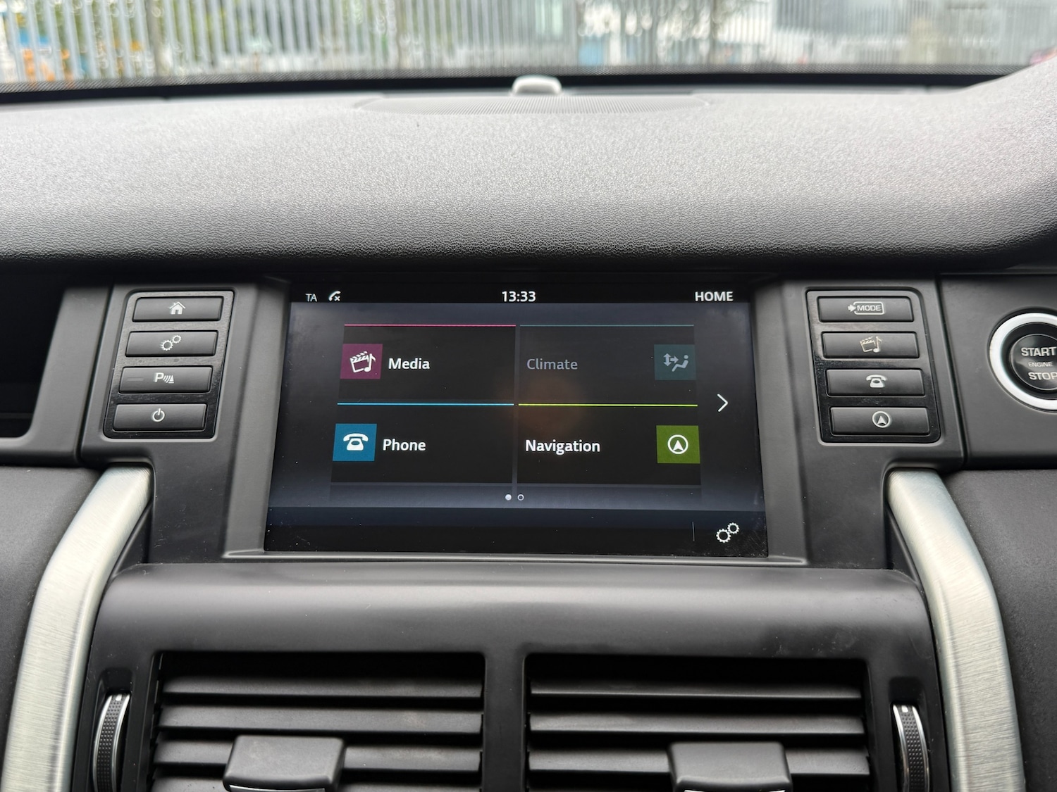 Used Land Rover Discovery Sport 2016 for sale - 76424803: Photo 30