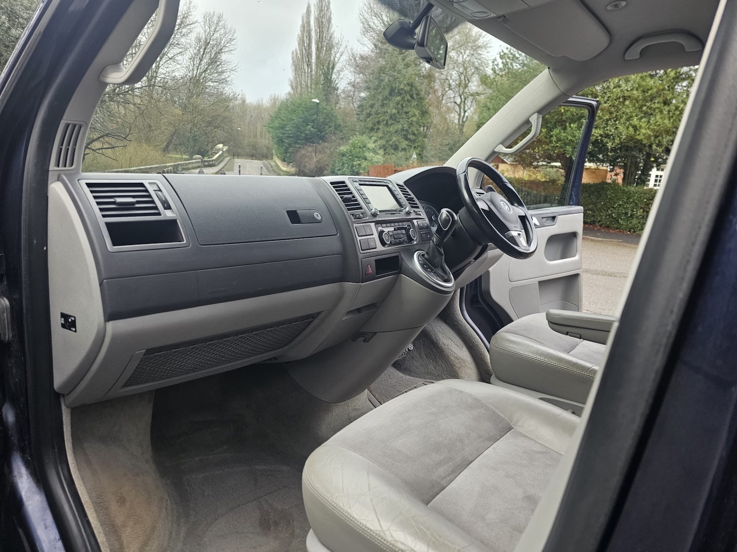 Used Volkswagen Caravelle 2012 for sale - 77482227: Photo 12