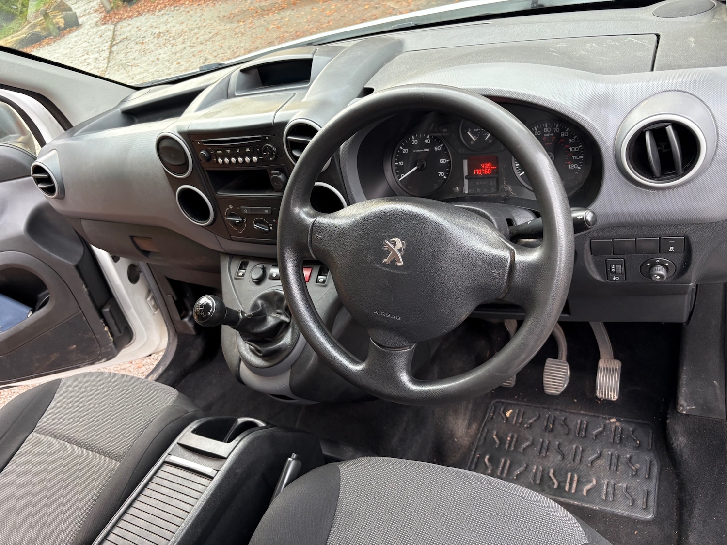 Used Peugeot Partner 2017 for sale - 76483246: Photo 16