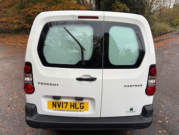 Used Peugeot Partner 2017 for sale - 76483246: Photo
