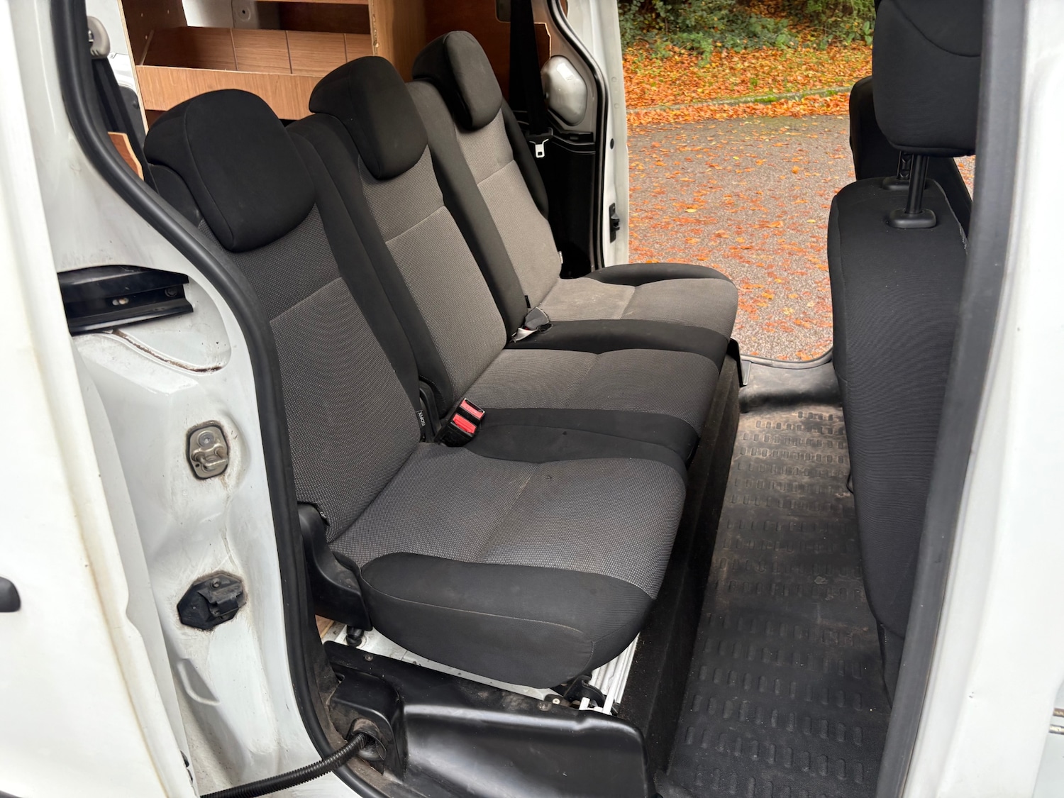 Used Peugeot Partner 2017 for sale - 76483246: Photo 8