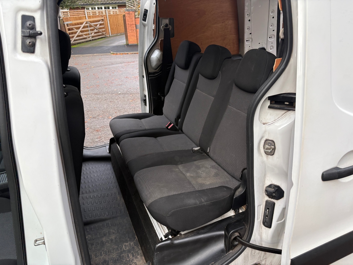 Used Peugeot Partner 2017 for sale - 76483246: Photo 9