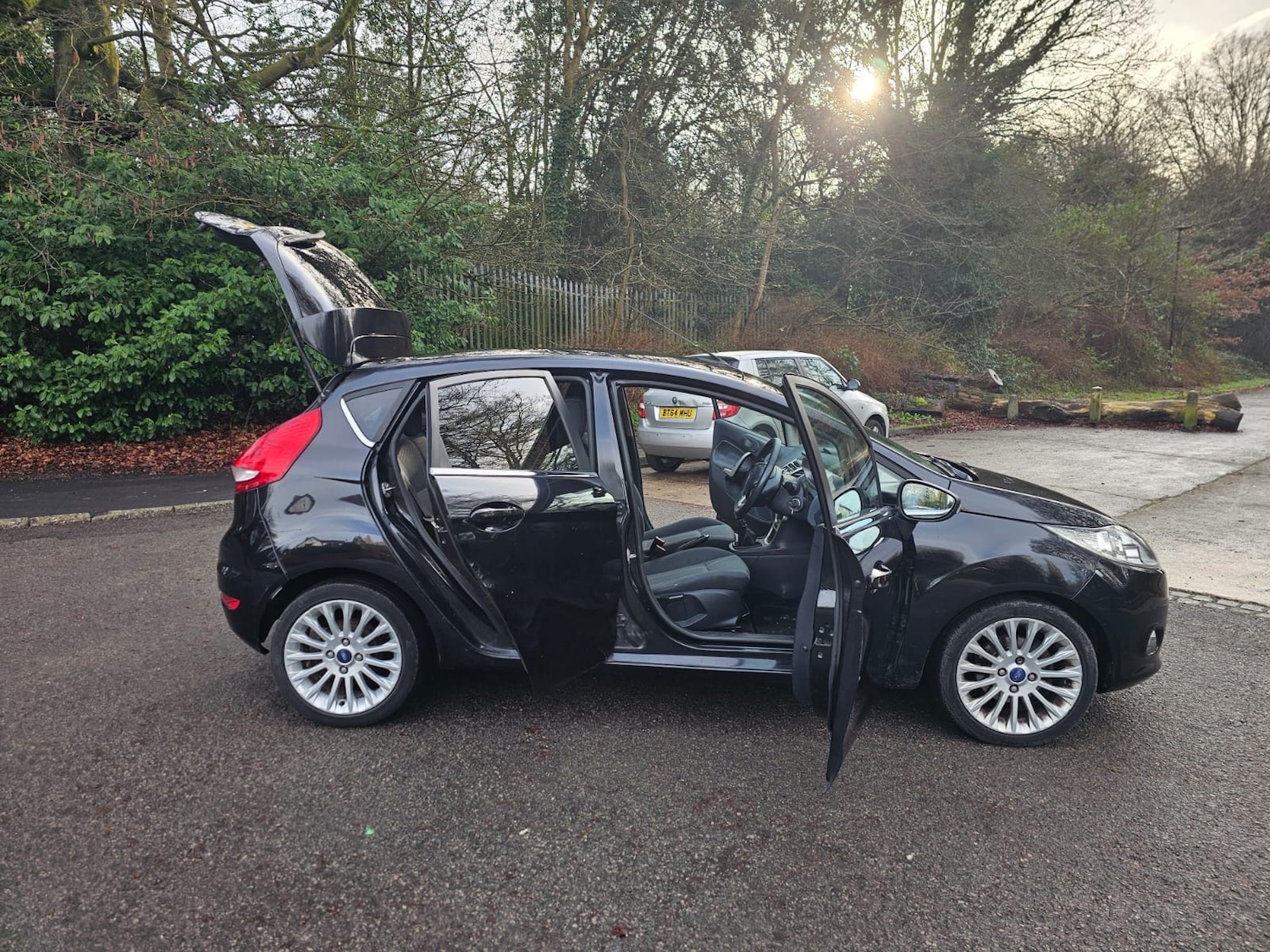 Used Ford Fiesta 2011 for sale - 77198495: Photo 9