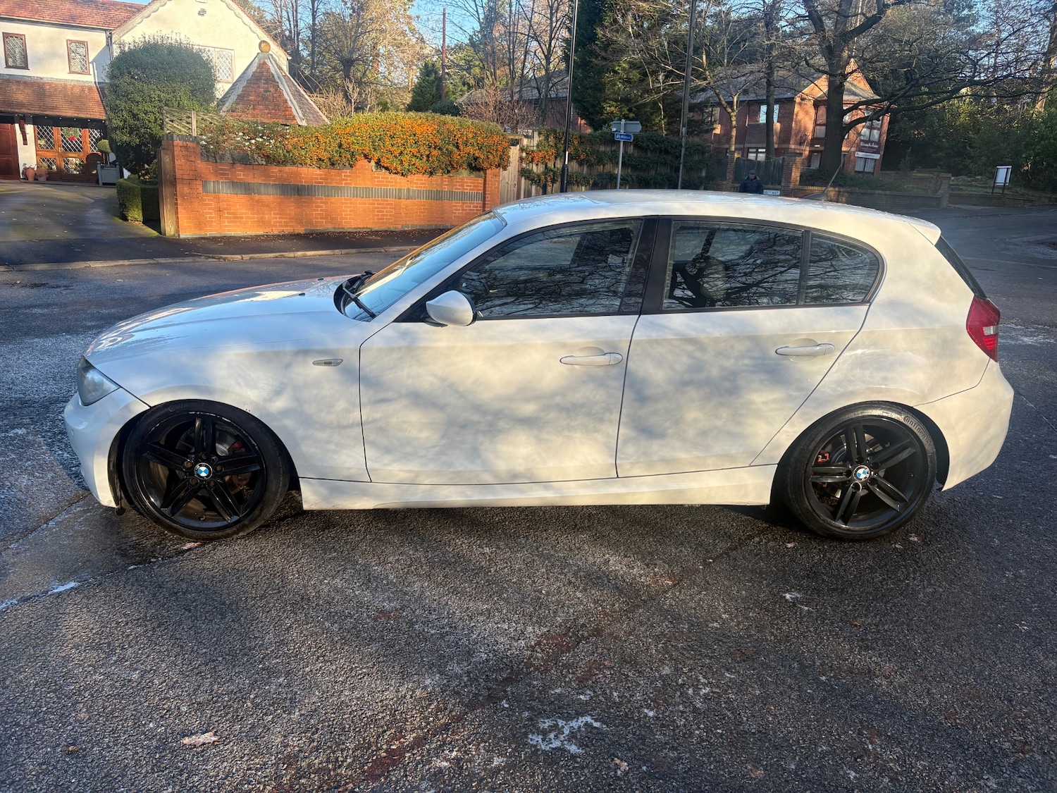 Used BMW 1 Series 2009 for sale - 77090750: Photo 2