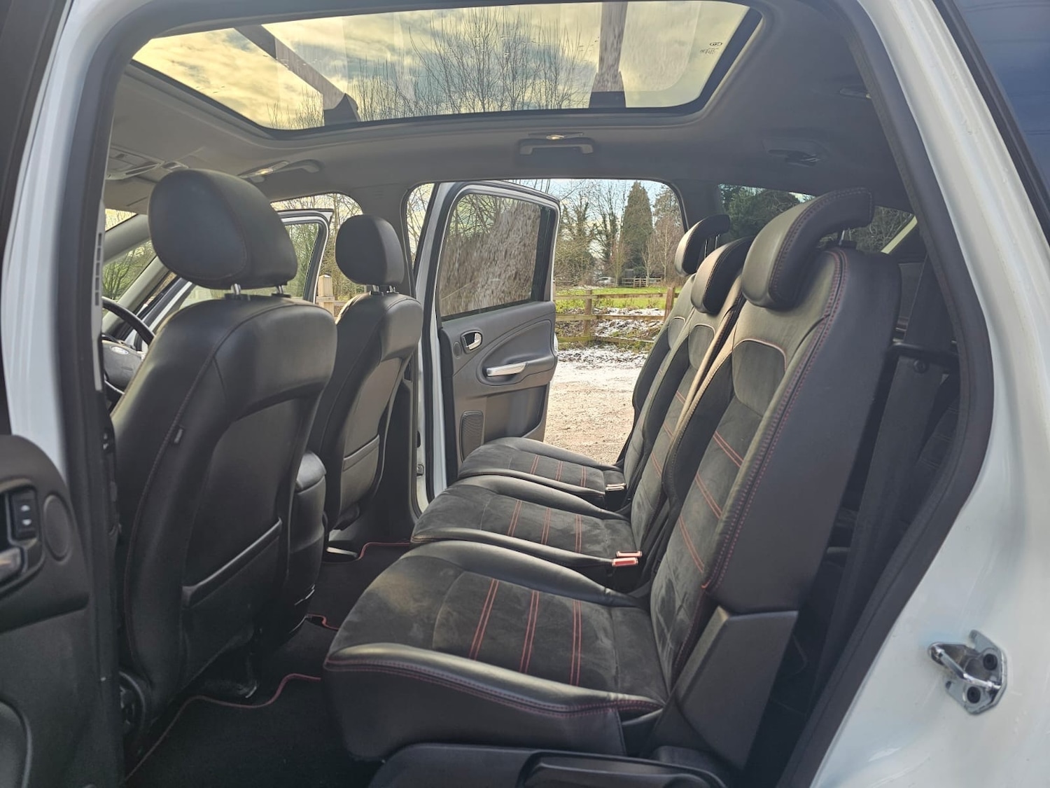 Used Ford S-Max 2014 for sale - 77101399: Photo 9