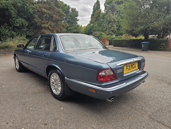 Used Jaguar XJ 1999 for sale - 75602222: Photo