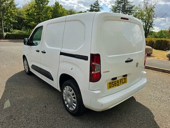 Used Vauxhall Combo 2019 for sale - 79613621: Photo