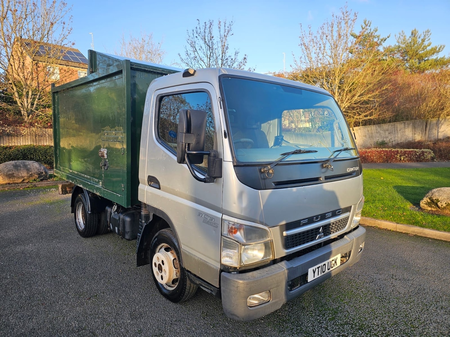 Used Mitsubishi Canter 2010 for sale - 76606817: Photo 1