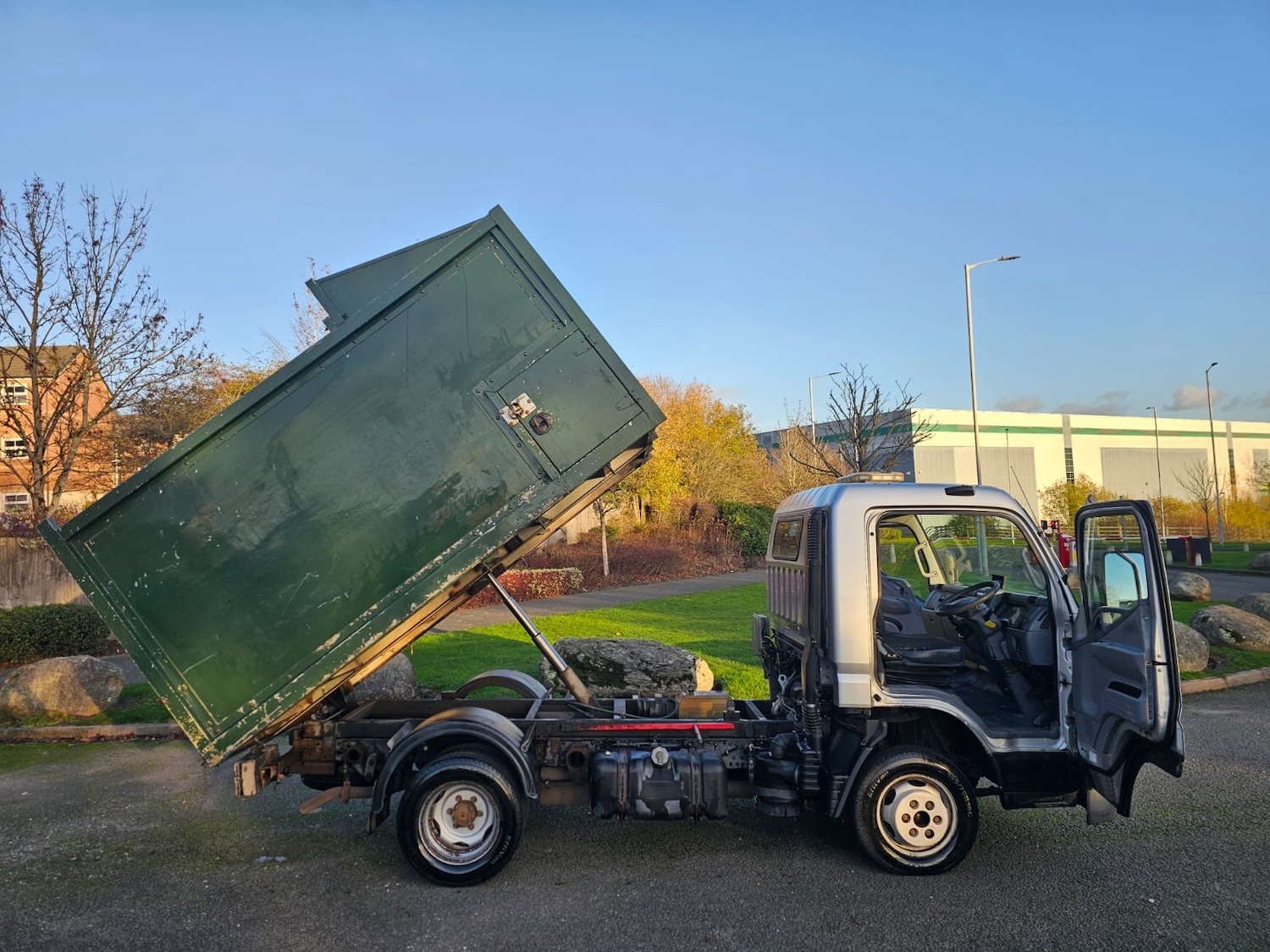 Used Mitsubishi Canter 2010 for sale - 76606817: Photo 3