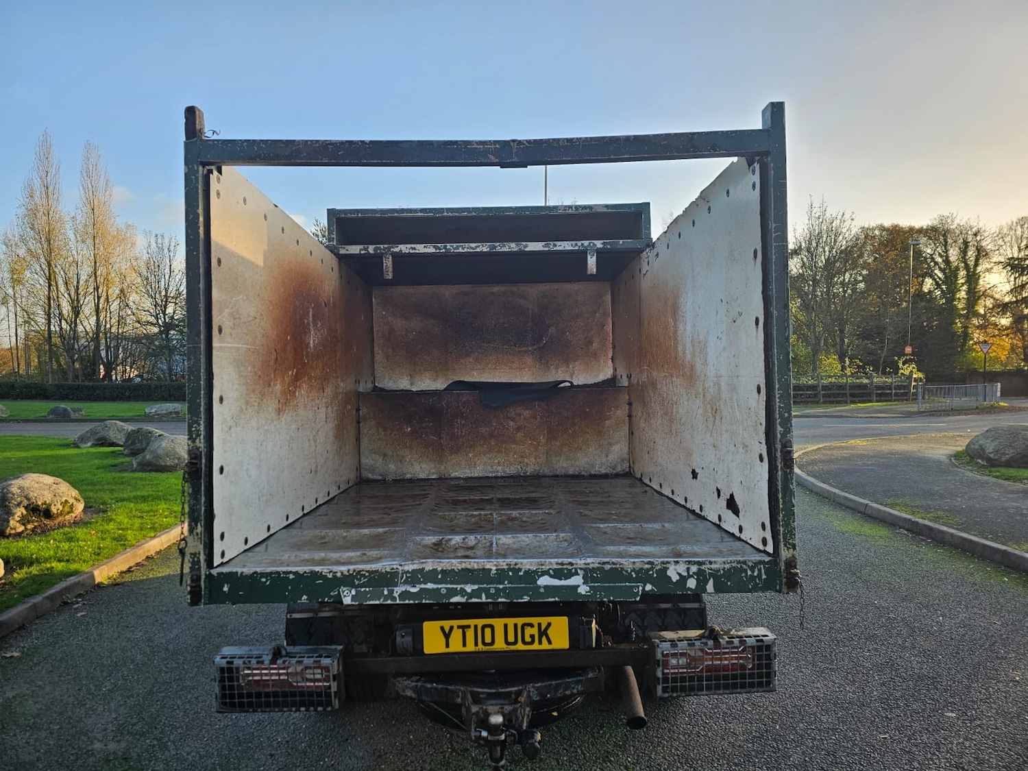 Used Mitsubishi Canter 2010 for sale - 76606817: Photo 4