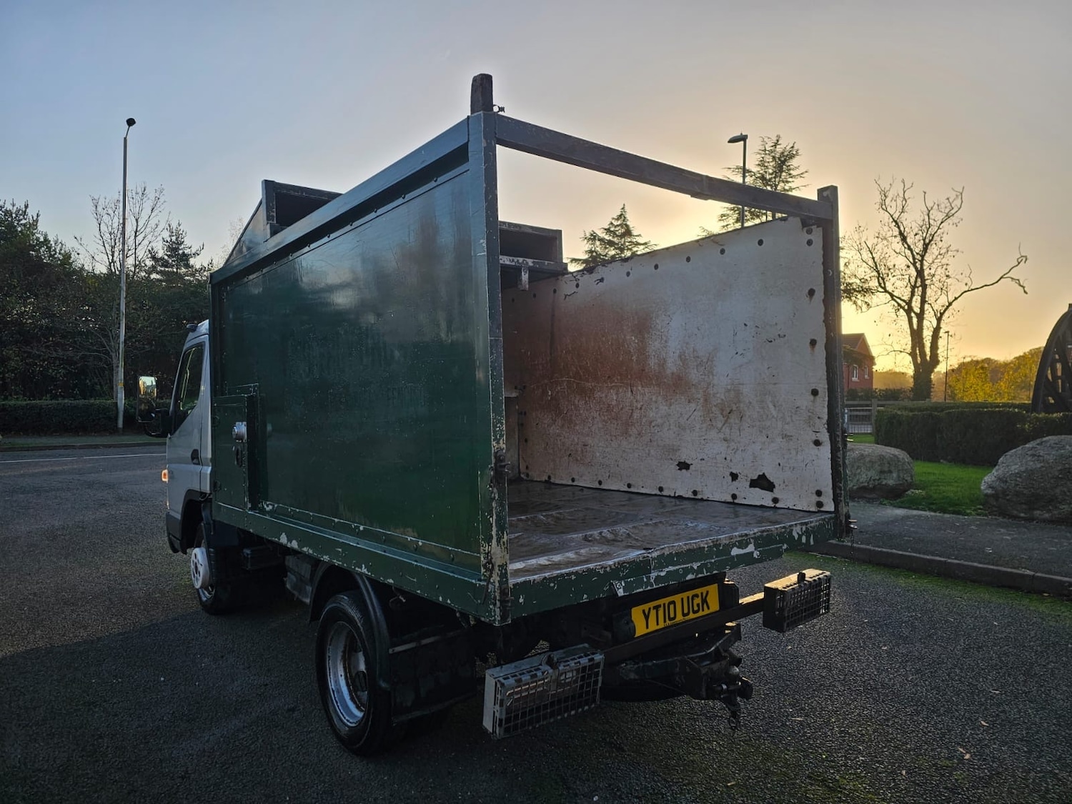 Used Mitsubishi Canter 2010 for sale - 76606817: Photo 5