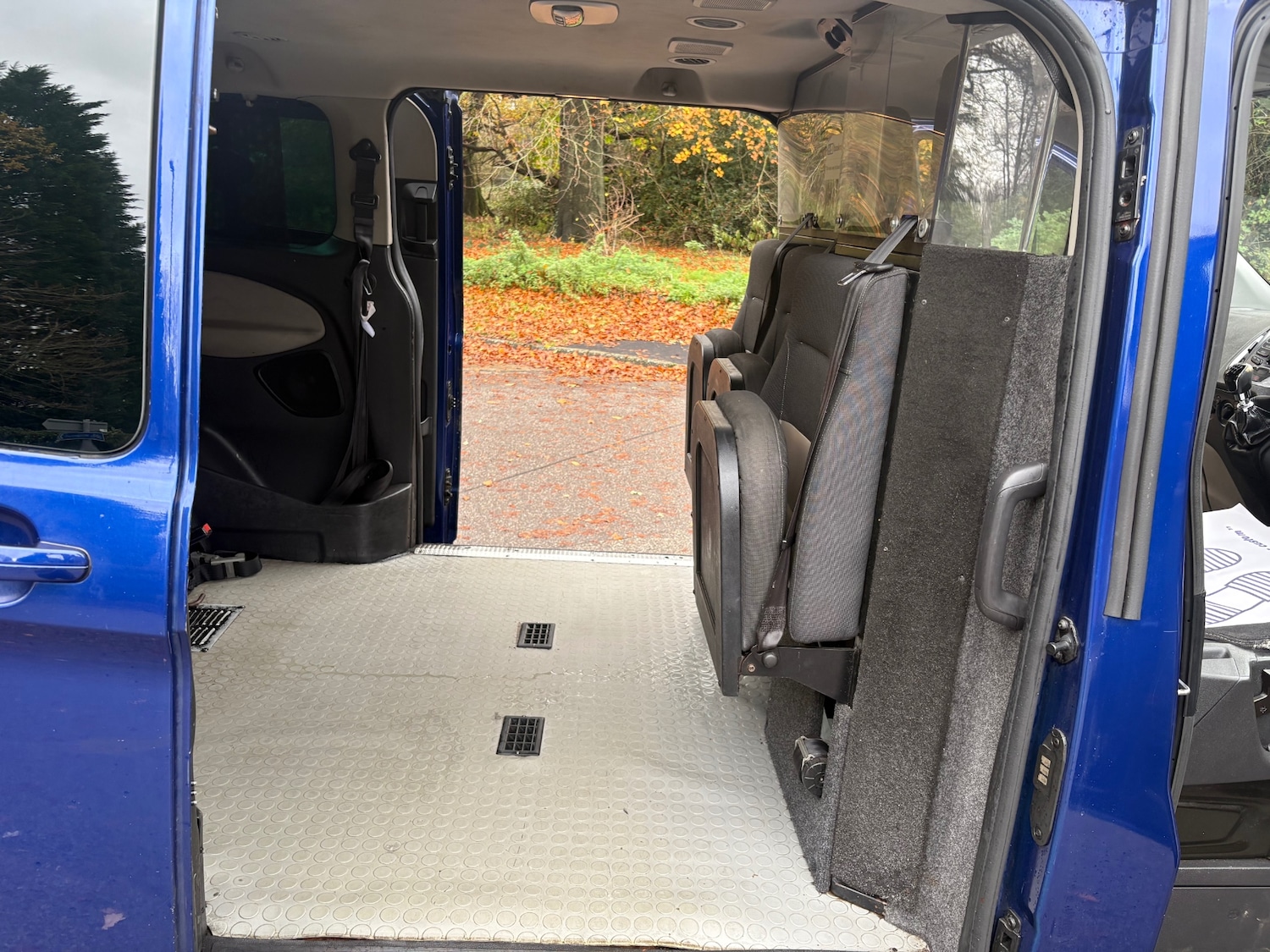 Used Ford Tourneo Custom 2015 for sale - 76548131: Photo 10