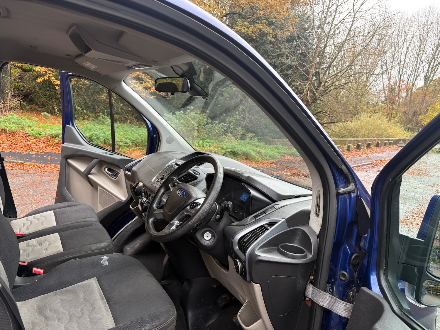 Used Ford Tourneo Custom 2015 for sale - 76548131: Photo 6