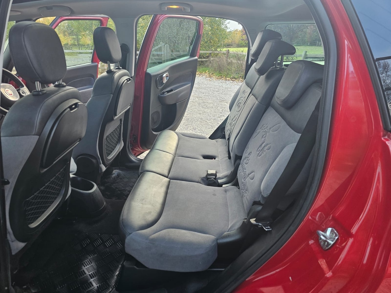 Used Fiat 500L 2014 for sale - 76444653: Photo 10