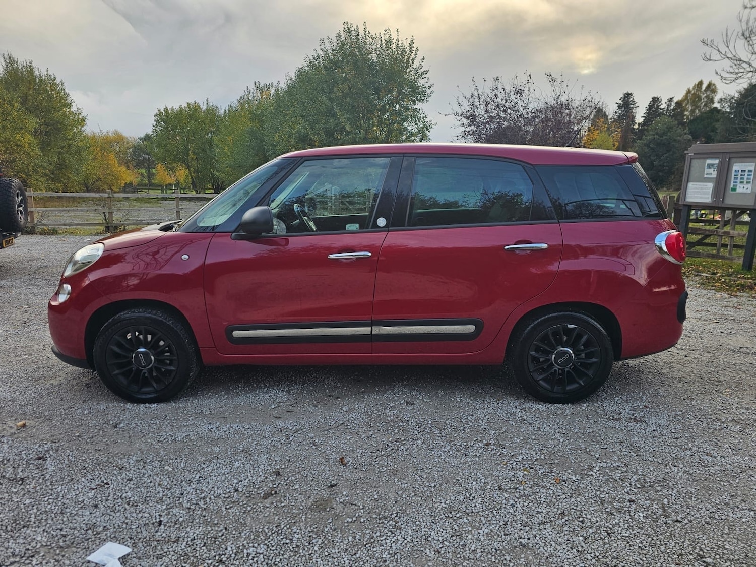 Used Fiat 500L 2014 for sale - 76444653: Photo 15