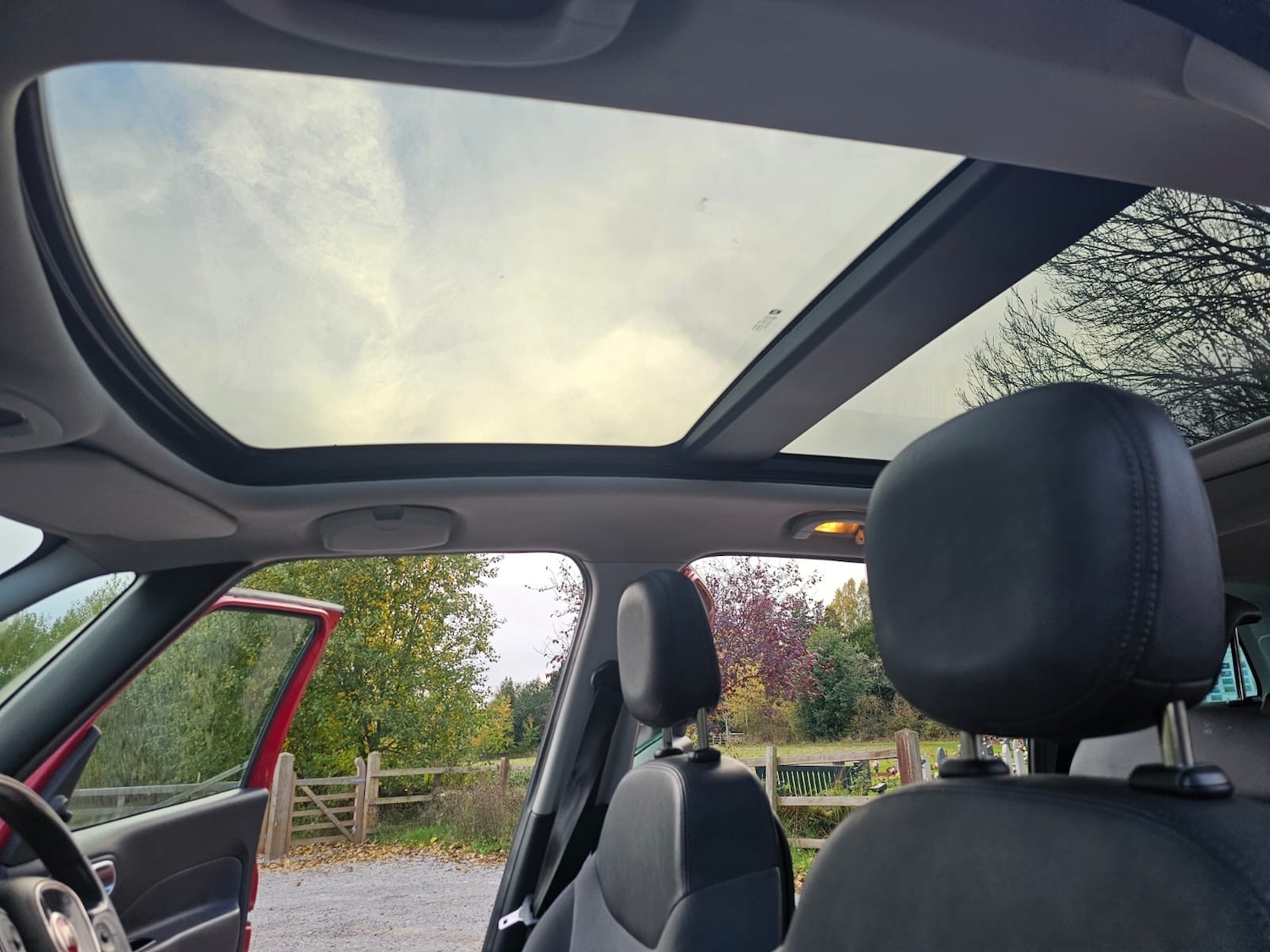 Used Fiat 500L 2014 for sale - 76444653: Photo 8