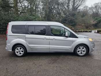 Used Ford Grand Tourneo Connect 2015 for sale - 73810055: Photo
