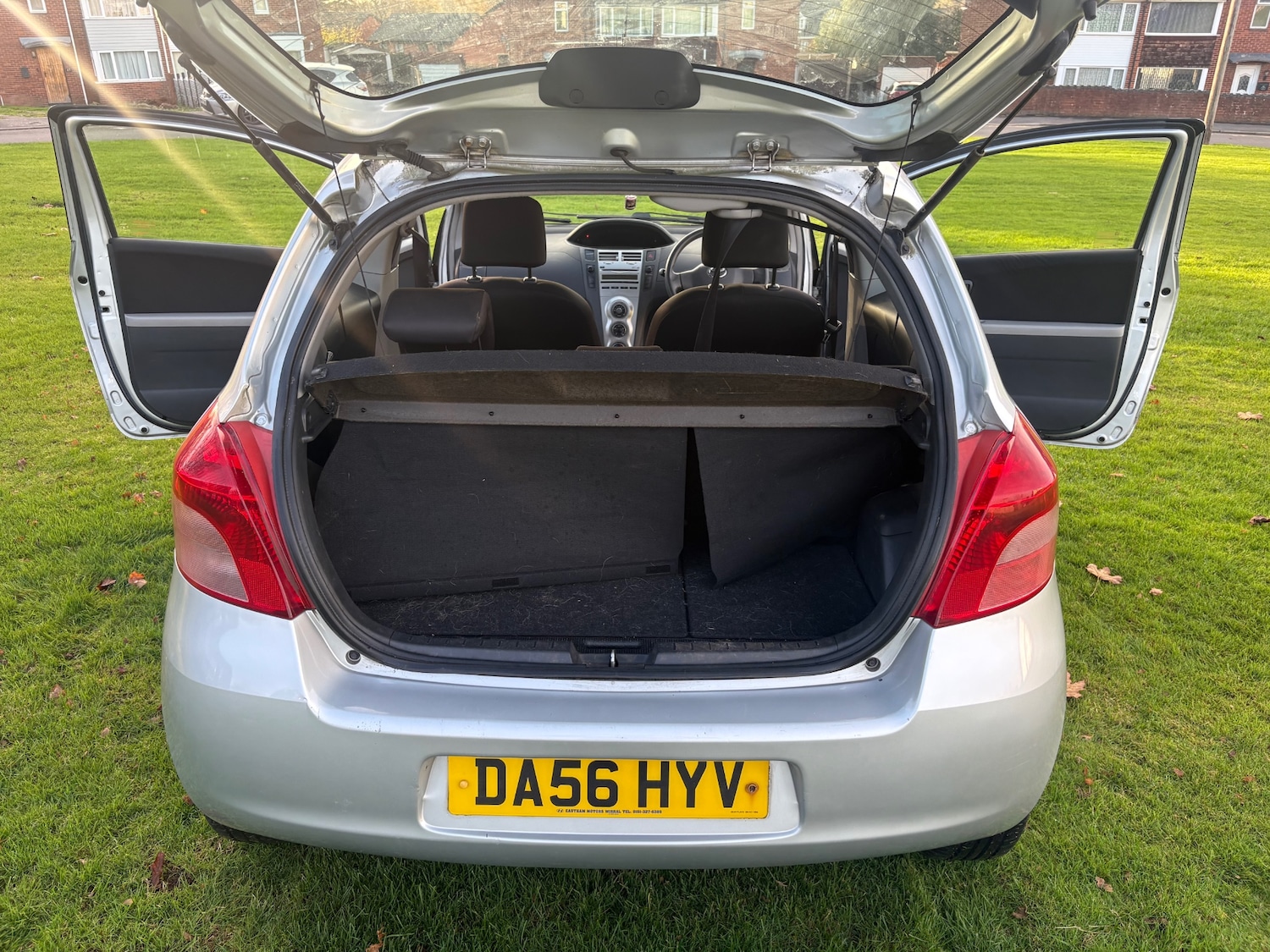 Used Toyota Yaris 2006 for sale - 76569110: Photo 9