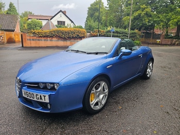2010 (V) - ALFA ROMEO SPIDER 2.4 JTDM SPECIAL ORDER RARE COLOUR A/C CRUISE LEATHERS 2-Door