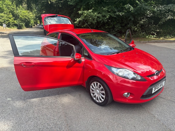 Used Ford Fiesta 2011 for sale - 75074951: Photo 12