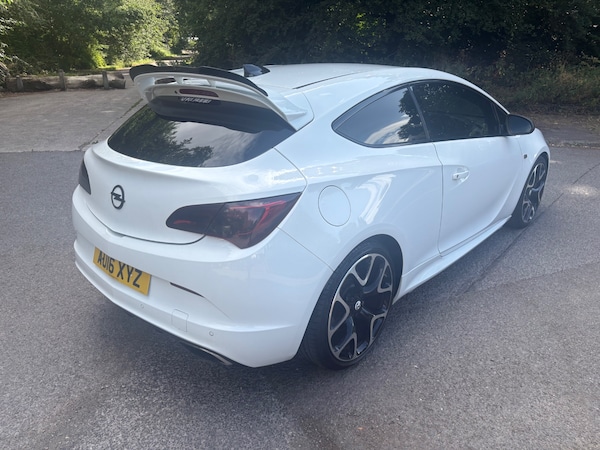 Used Vauxhall Astra GTC 2016 for sale - 75149044: Photo 2
