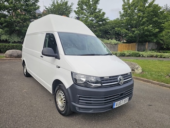 Used Volkswagen Transporter 2017 for sale - 79061126: Photo