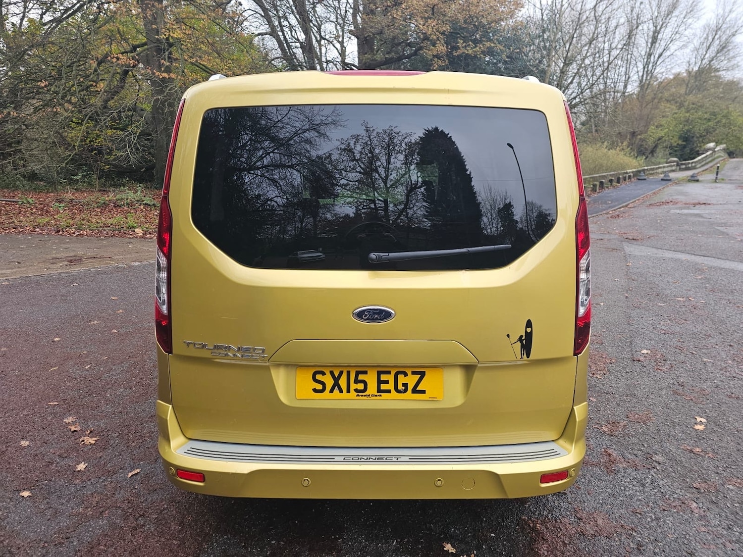 Used Ford Grand Tourneo Connect 2015 for sale - 76687479: Photo 4