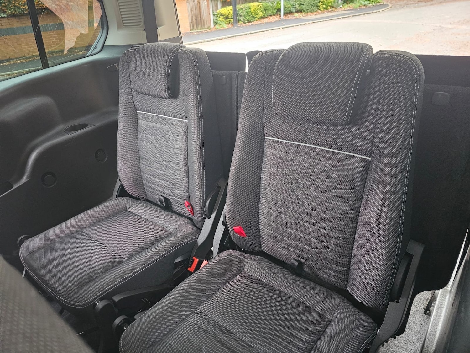 Used Ford Grand Tourneo Connect 2015 for sale - 76687479: Photo 9