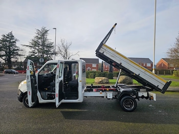 Renault Master feature image